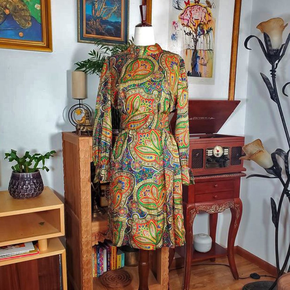 Vintage Leo Narducci 60s Paisley Mini Dress - Picture 1 of 15